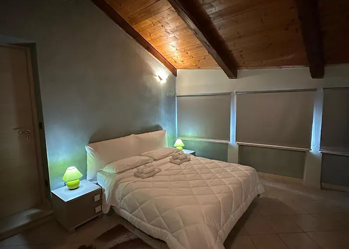 La Tana Di Apartment